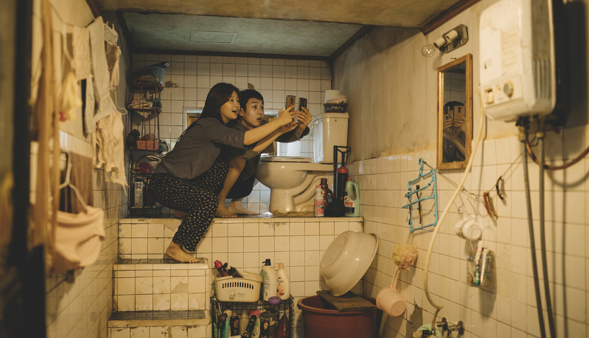 RealGDT's tweet photo. PARASITE- I have loved and admired Bong Joon Ho since MEMORIES OF MURDER and he surprises, delights and moves me, every single time. So, to say this is his best, means a lot to me. It is. A film full of sadness and wit and depth. Irreverent but compassionate. Amazing. https://t.co/j20BwOpeFC