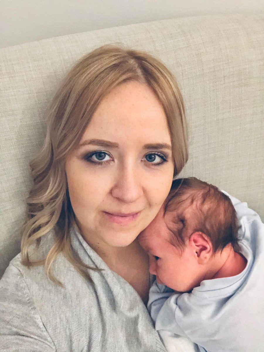 I've been quiet since #worlds2019 Finals for a reason. My wife and I were expecting our second child, and here she is. 
Plz welcome our daughter Maya.