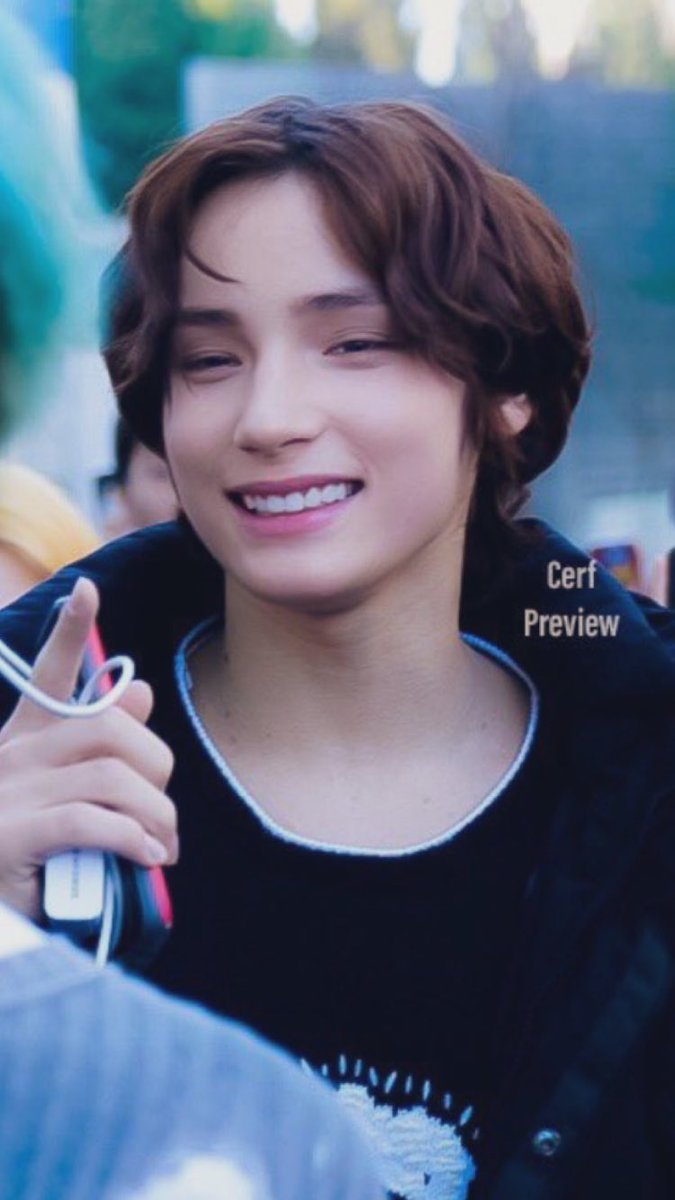 miyeonkim17's tweet photo. Hyuka🏙✨
@TXT_members #HUENINGKAI #kai #mychemicalromance #txt #CHOIBEOMGYU #ChoiSoobin #choiyeonjun #Kangtaehyun #bts #BTSDaesangAllKill #txttwitter #btstwitter #cute #love #MCRReturn #TXT_HOUR #TXTfanart #meme #txtmemes #memes #wholesome #koreaboos #kpop #txtlive #kpopidol https://t.co/QEnR6xlZ6Y
