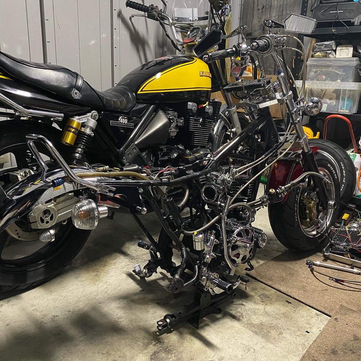 FZ_masa's tweet photo. エイプ足廻りカスタム❗️
とりあえずメインフレームのワイド加工とタイヤの組付け、ツインサス受け追加まで完了
後は加工依頼中の部品待ち😊
#APE
#エイプカスタム
#4mini
#ファルコン6J
#Gクラフト
#スーパーワイドハブ
#エイプツインサス
#足廻り加工
#GRAVITYNOISE https://t.co/8XqtjiU3vu