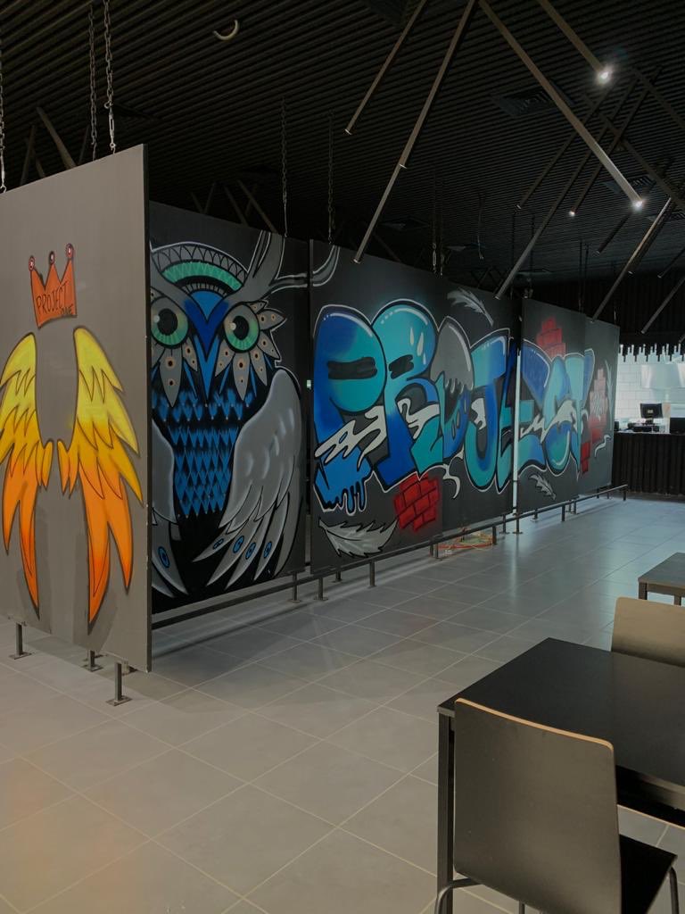 الافتتاح اليوم بعد المغرب 
مطعم بروجكت ون

Project one
النيابة العامة، حي الروابي بجوار، جازان 82821
maps.app.goo.gl/5cwJaFQLKZxdpW…