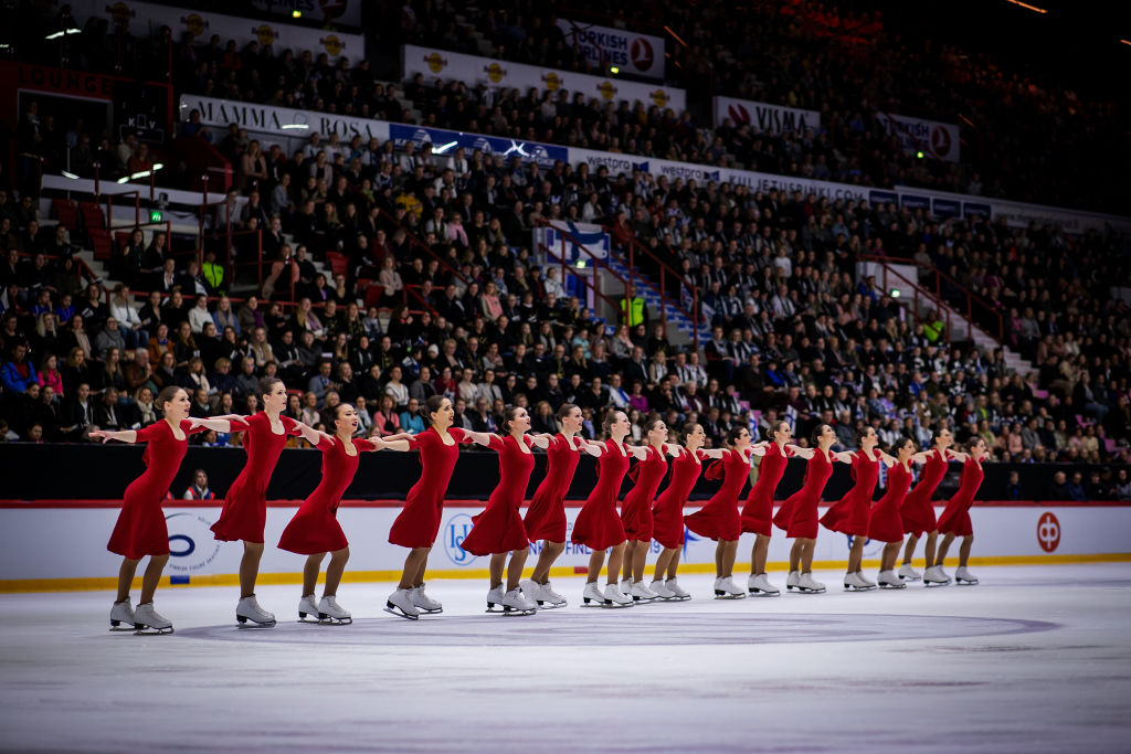 It's been a few years since I lived it, but this was a fun one to write for <a href="/ISU_Figure/">ISU Figure Skating</a>!

Thank you for your insights Ashley Carlson (USA), Taylor Johnston (CAN), Madina Asrorova (RUS) &amp; Zitta Sermek (CRO)!

▶️ isu.org/isu-news/news/…
