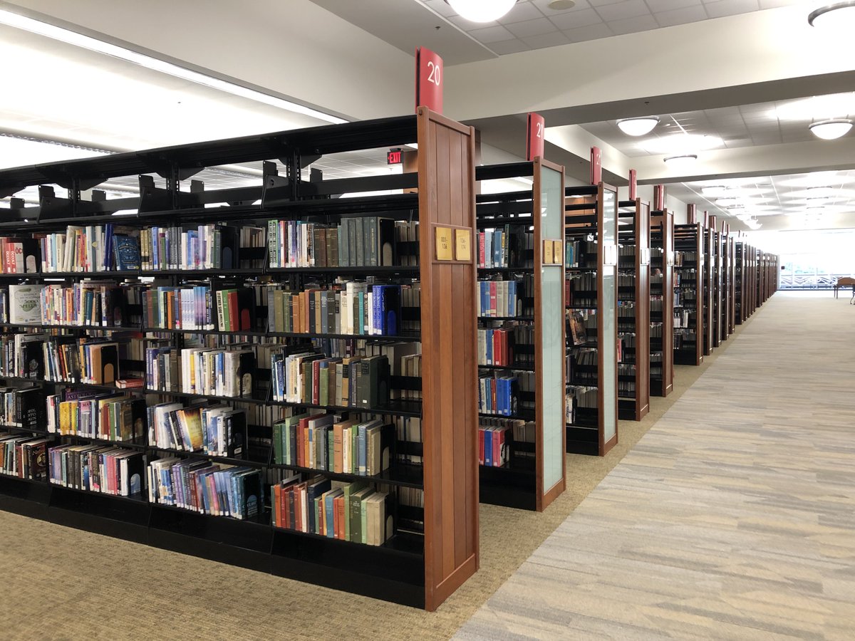 ToledoLibrary's tweet photo. Spend the weekend with us! πβοΈ
Cozy up with a good book, get some shopping done at Art & Soul, enjoy a coffee from @JBSarnieShoppe, attend a program and much more!
#ToledoLibrary #BooksAreJustTheBeginning https://t.co/f2qM888eKS