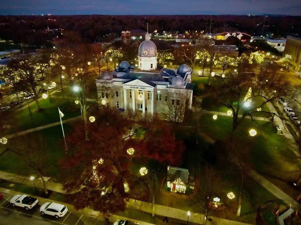 ChuckBryson1's tweet image. 2 PAX at #Powderhorn for a full
 12 round block beatdown @F3_Shelby 
4 blocks were lonely 
Local firemen were impressed!

1 drive by PAX with a big booty!

Discussion of GnC woodworking
#F3Counts 
Merry Christmas Shelby NC!