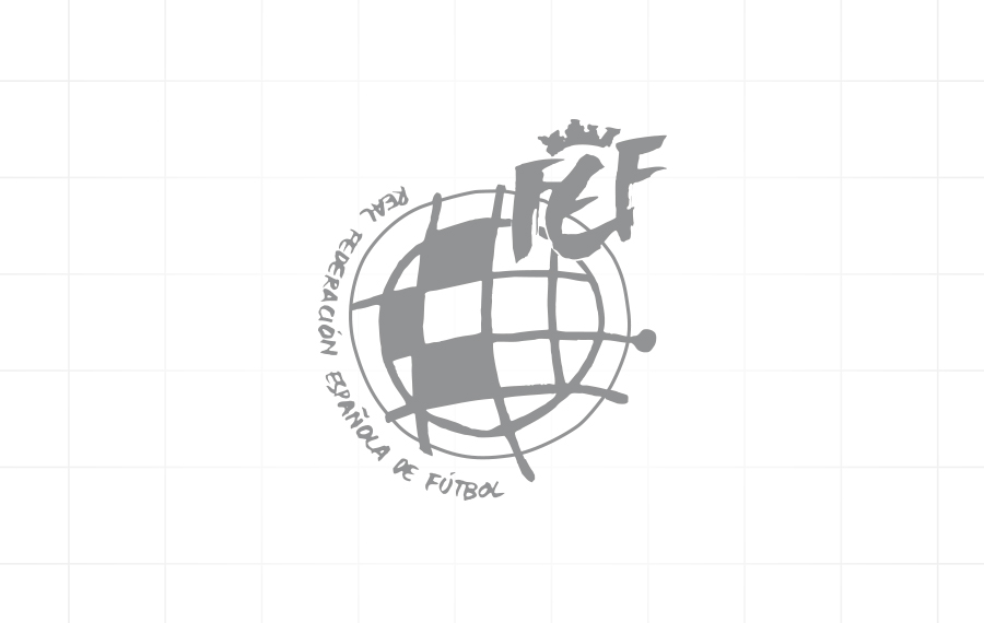 PÉSAME | La <a href="/rfef/">RFEF</a> lamenta el fallecimiento de D. Alfredo Santiago, guardameta del <a href="/TrianaFS/">Olimpic de Triana</a>. Descanse en paz. 

🔗 bit.ly/Pesame2112