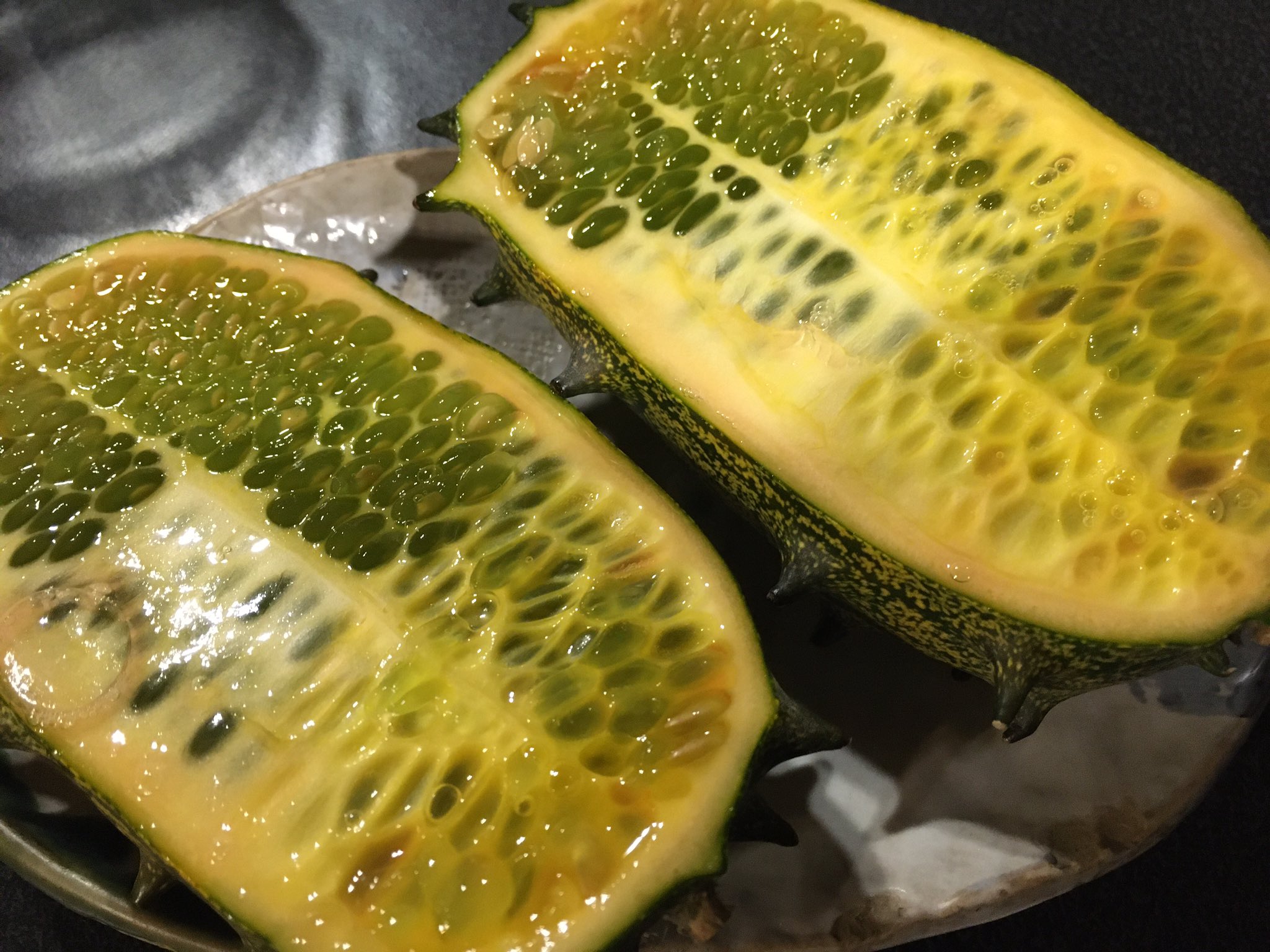 ユ力ヤ ポケモンのきのみの元ネタのフルーツをこないだ食べてみたんだけどすごい変な味だった T Co Zt8sirlfxv Twitter