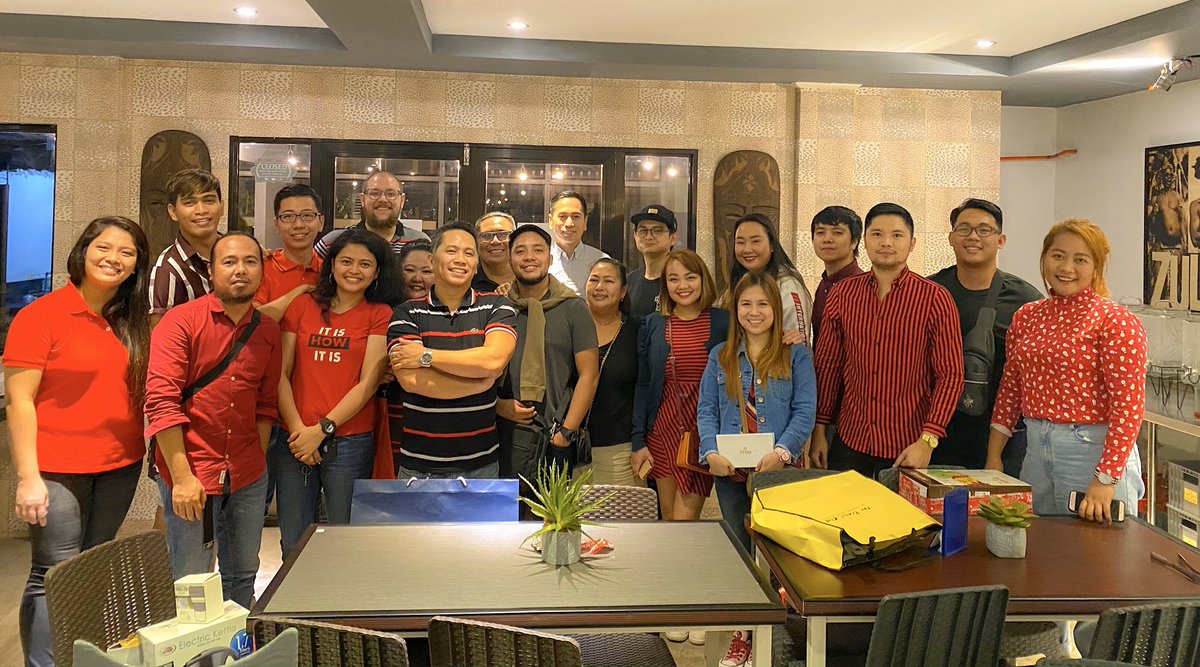 Jervy Gerardo (@jervygerardo) on Twitter photo May your Christmas sparkle with moments of love, laughter and goodwill ✨☃️
#LifeAtConcentrix
#onegreATSPH
<a href="/DGreATSClark/">DGreATSClark</a> May your Christmas sparkle with moments of love, laughter and goodwill ✨☃️
#LifeAtConcentrix
#onegreATSPH
<a href="/DGreATSClark/">DGreATSClark</a>