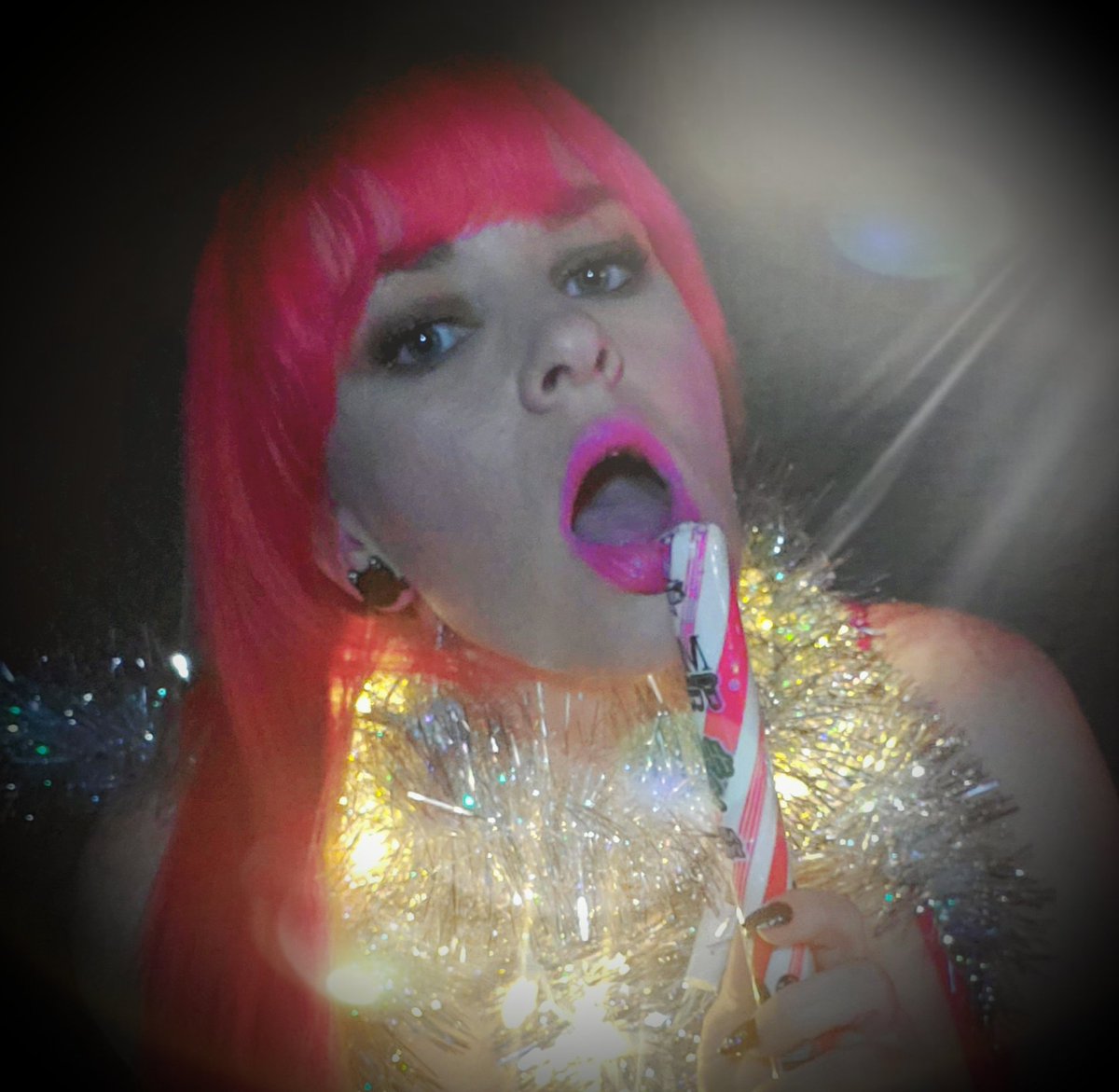 eve_might's tweet photo. Vote for @eve_might in the MV Contest Holiday Hottie Contest @manyvids https://t.co/aa7Ys4aw9P https://t.co/kZIfW3m3Gu