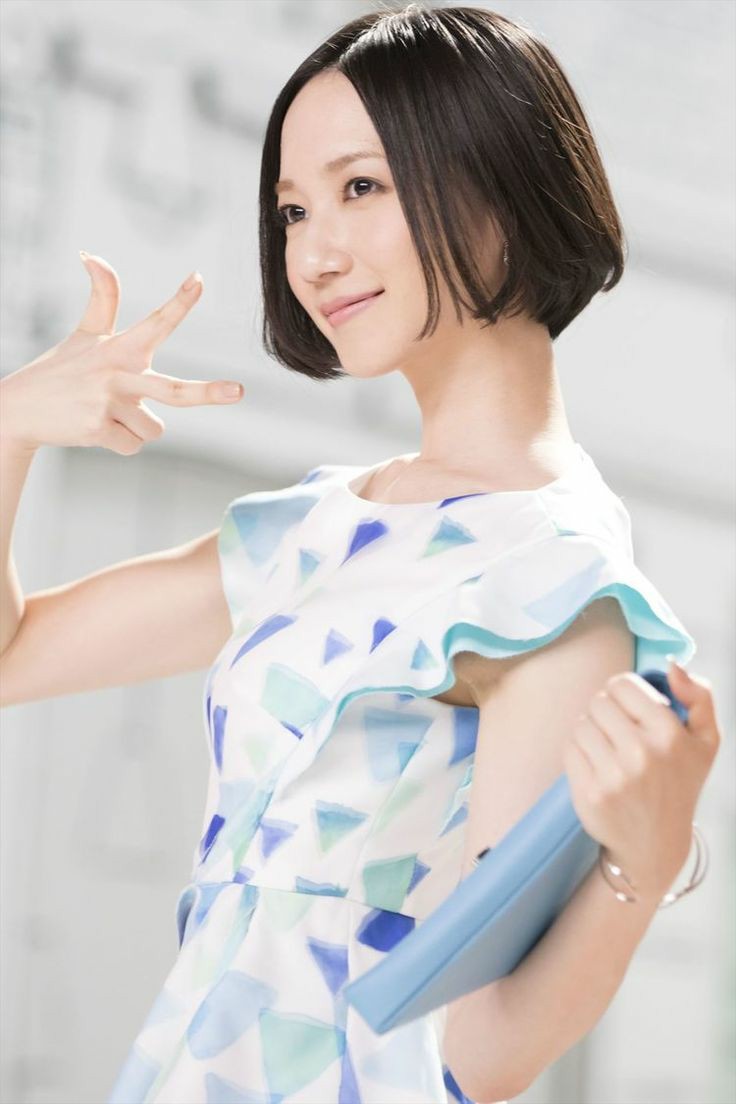 Momom 背中の真ん中辺りまであった髪の毛をバッサリと 前下がりボブにしたんだけど既視感あるなと思ったらperfume のっちや中島セナちゃん 何にせよ髪型だけで顔面偏差値は2人に到底及ばないので 性別を超越した金太郎で私の中は落ち着いた ははは 笑