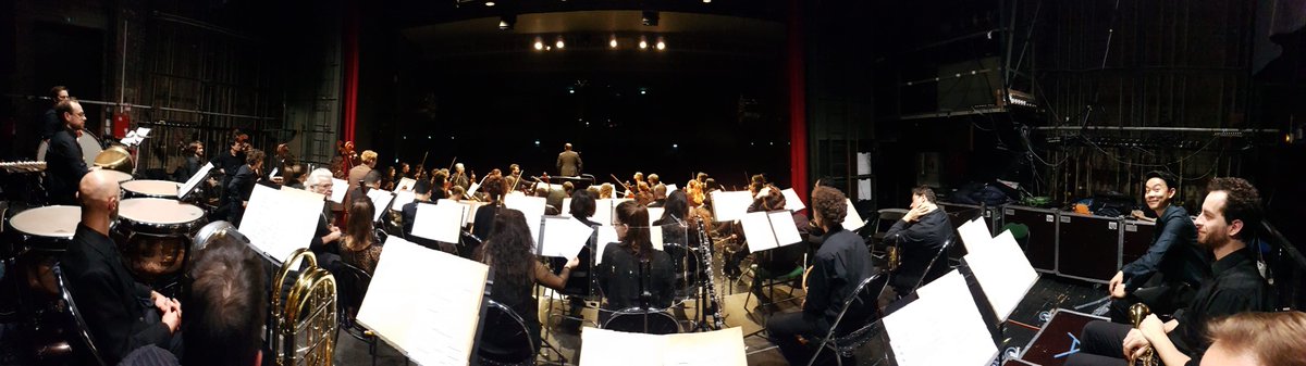 LePhilharmonic's tweet photo. Le #Phil❤️ a fait ses premiers pas en concert hier soir aux #FêtesSolidaires de @VilledeStains !! 🥰

Deuxième épisode ce soir à l'église Saint-Eustache, à 20h30, entrée libre pour la Symphonie n° 6 "Pathétique" de Tchaikovski ! Vous venez ? 🤗
#orchestre #solidaire #cœursurvous https://t.co/t8fdayWKQI