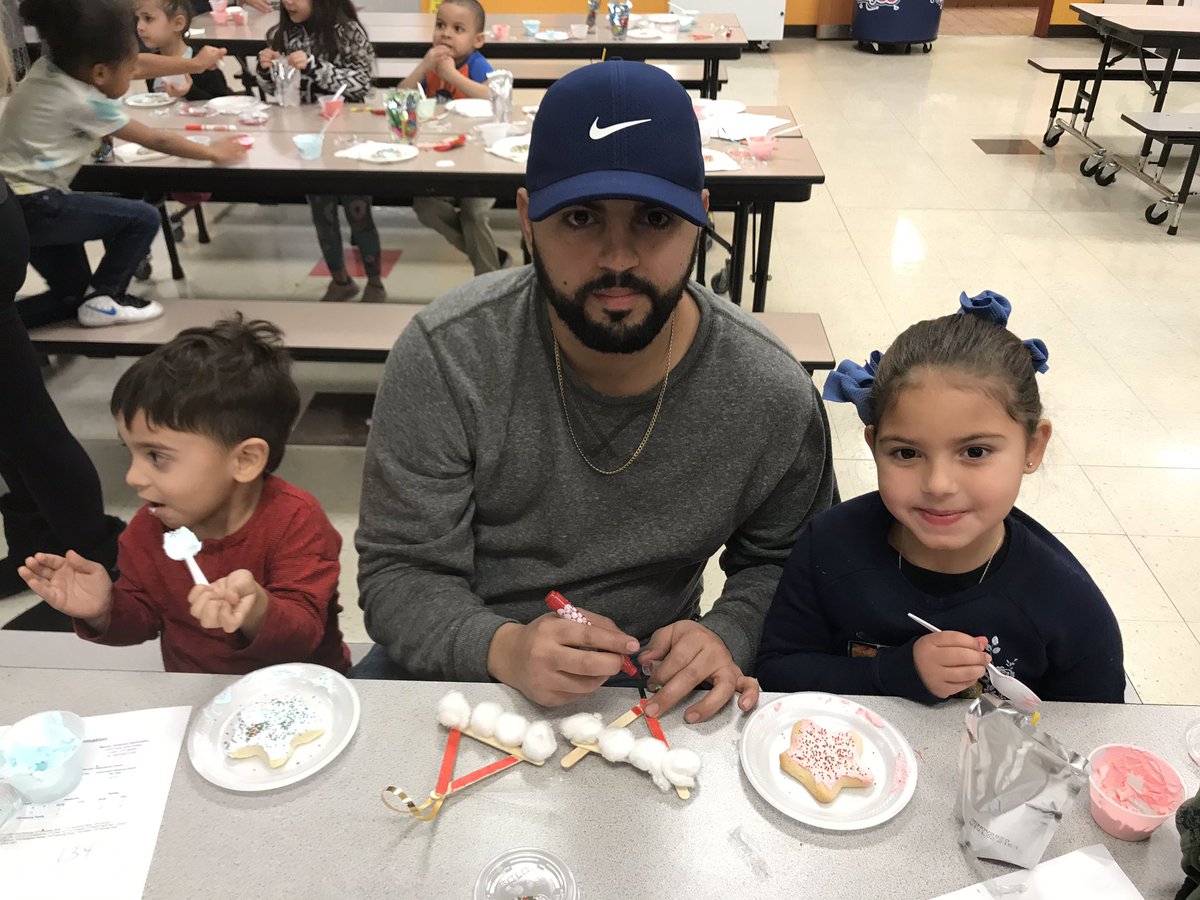 DohanosP's tweet photo. Parents of Preschoolers Holiday gathering and program. #minititans #collaboratewithintegrity https://t.co/V9d82LvTBJ