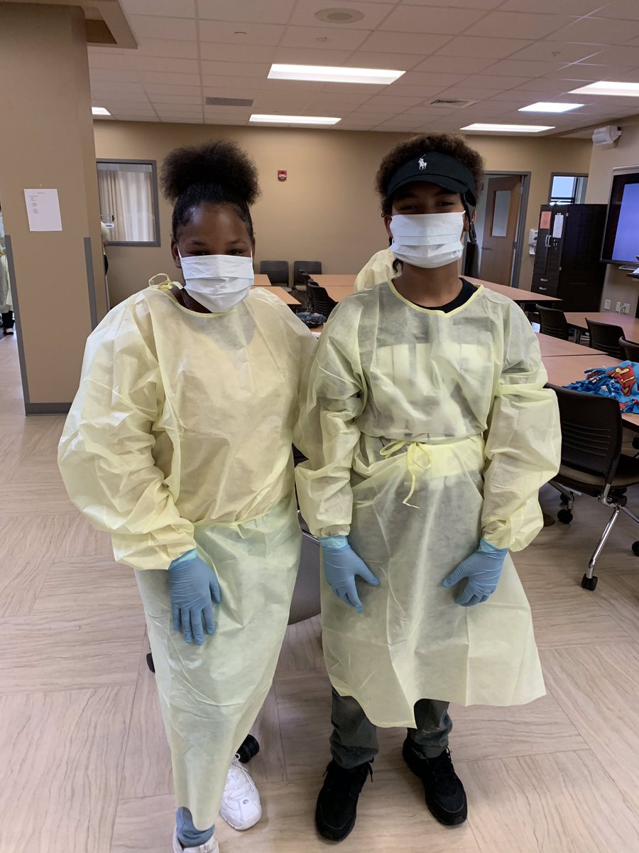 NEW__Innovation's tweet photo. N.E.W. &amp; NWTC are providing an opportunity for students like no other in Wisconsin. 7-9 graders taking courses on NWTC campus every week, designed just for them. This is beyond innovation, this is disruption. Enrollment for new students starts January 2. #10thgradenextyear https://t.co/H52OJiJVxK