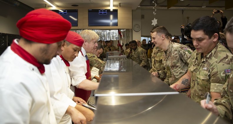 kadrip's tweet photo. PM @BorisJohnson first visit after the elections is to meet with #eFP troops in Tapa, Estonia. An extremely strong signal of UK’s commitment to @NATO and 🇬🇧 troops. 🇪🇪🇬🇧🇪🇪🇬🇧 https://t.co/DEw25f3ld5