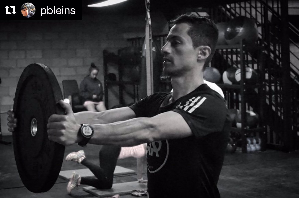 #Repost @pbleins with <a href="/get_repost/">Repost</a>
・・・
Pretemporada -
#teamspecializedtugosram #METCHIA