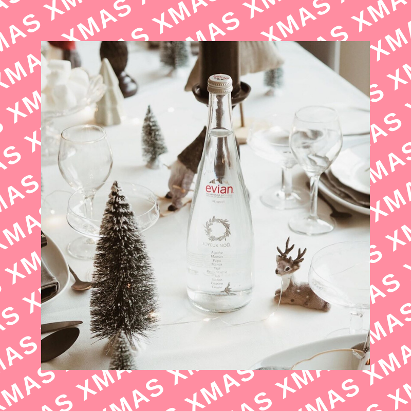 evianFrance's tweet photo. Pour des tables uniques et originales à chaque occasion, rendez-vous vite sur https://t.co/eVngc2MNjv ! Et parce que Noël est plus proche que jamais, tentez de gagner votre bouteille personnalisée ⬇

RT et Follow @evianFrance 
Tweet avec #myevian 
 
TAS de 5 gagnants mardi 🤞 https://t.co/vvH8phzlOC
