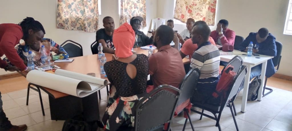 RefCEA's tweet photo. Hey guys good evening Today we held a meeting at Refugee Coalition of East Africa’s offices. and our Agenda was Boosting Acceptance and  kakuma Issue  We talked about security, and we outlined the problems faced buy our fellow Refugees who are in the camp
#RISO #CESSO  #ROSCEA https://t.co/Oj8nzNW5M9