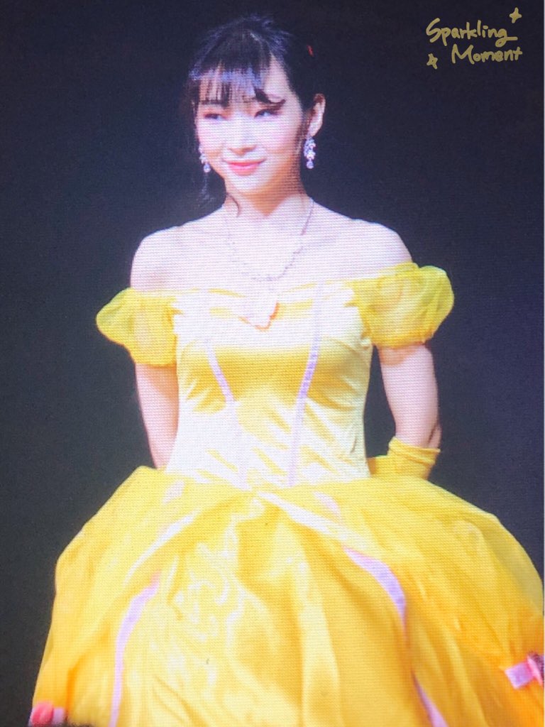 sparkIingmoment's tweet photo. [프리뷰] 191221 신주쿠 

세상에서 제일 예쁜 우리공주💙

#핑크판타지 #PINKFANTASY 
#ピンクファンタジー
#예찬 #YECHAN #イェチャン https://t.co/3oYNsS5vt4