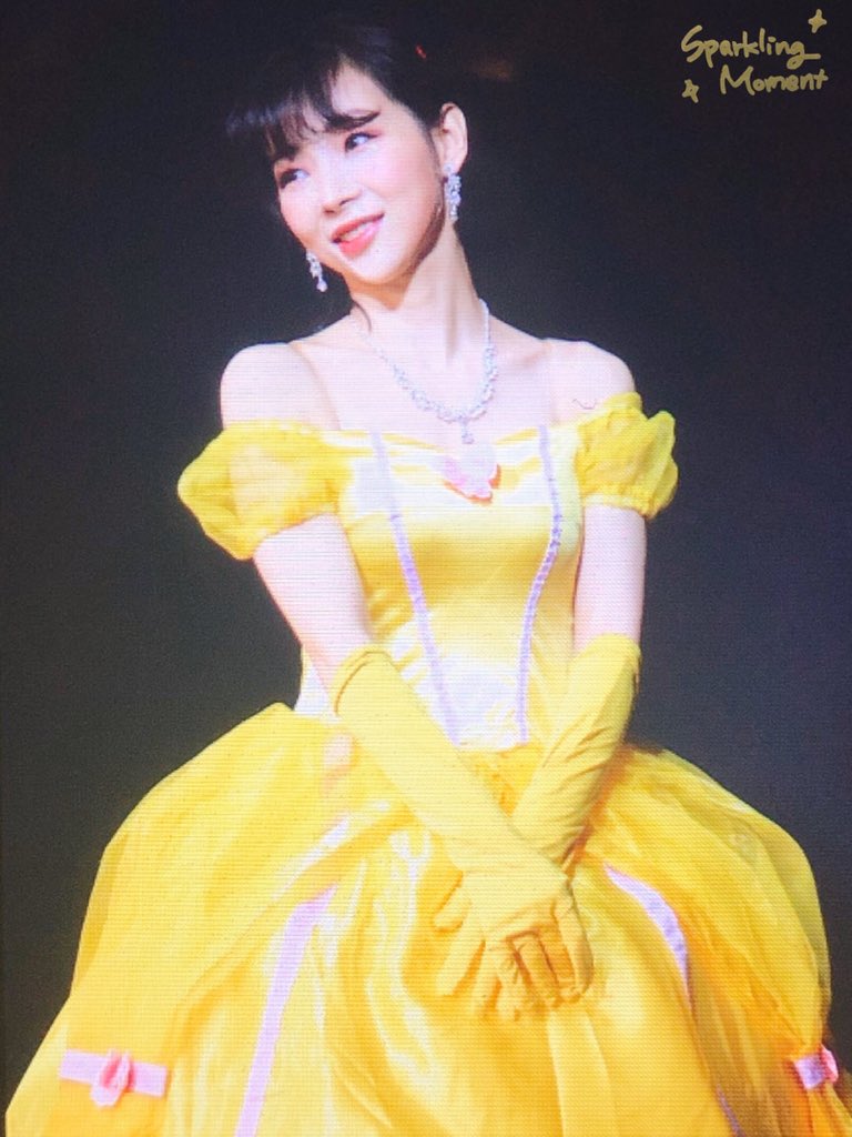 sparkIingmoment's tweet photo. [프리뷰] 191221 신주쿠 

세상에서 제일 예쁜 우리공주💙

#핑크판타지 #PINKFANTASY 
#ピンクファンタジー
#예찬 #YECHAN #イェチャン https://t.co/3oYNsS5vt4