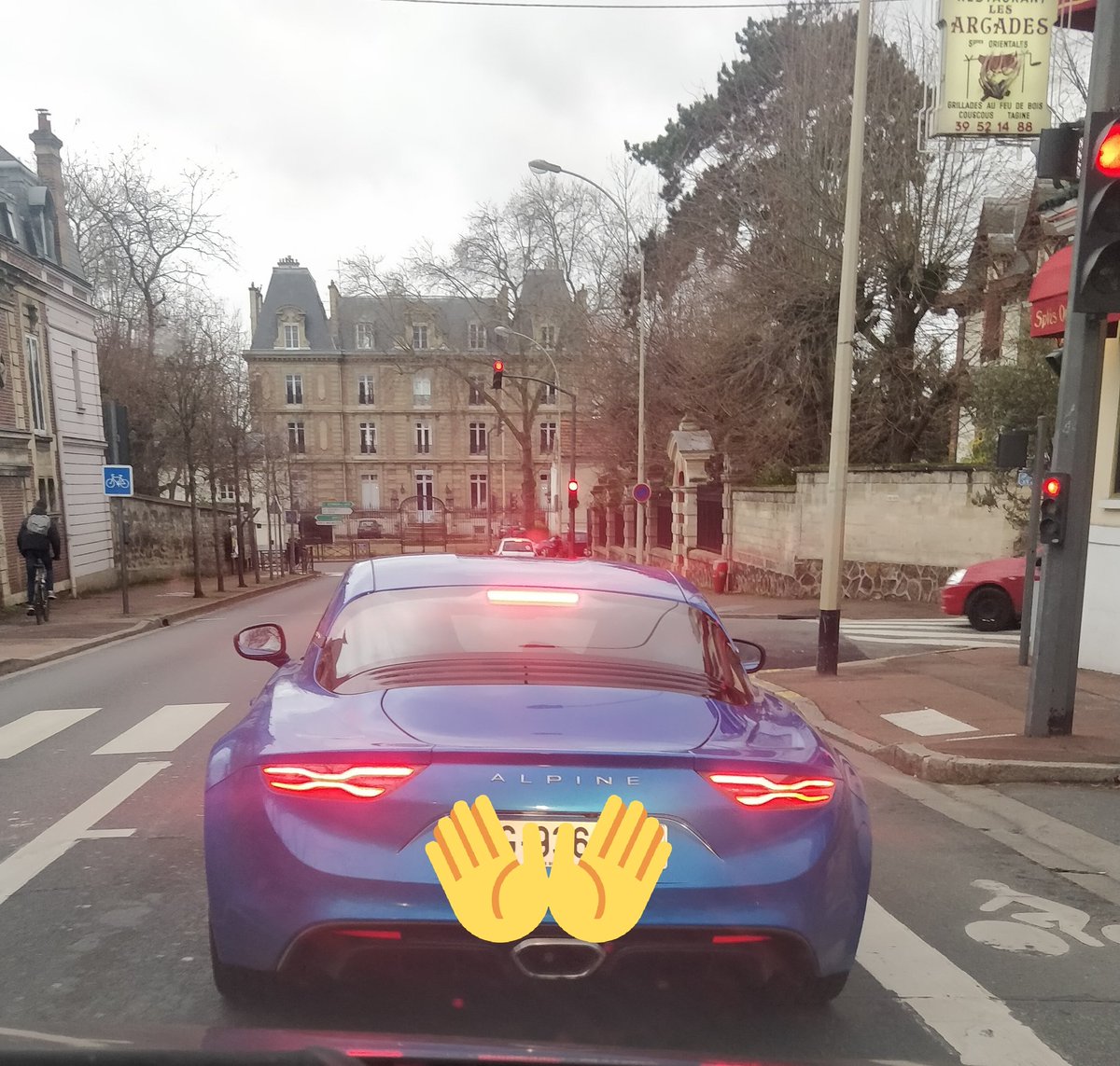 zoph's tweet image. Great @alpinelinux container ... #DevopsJokes #alpine