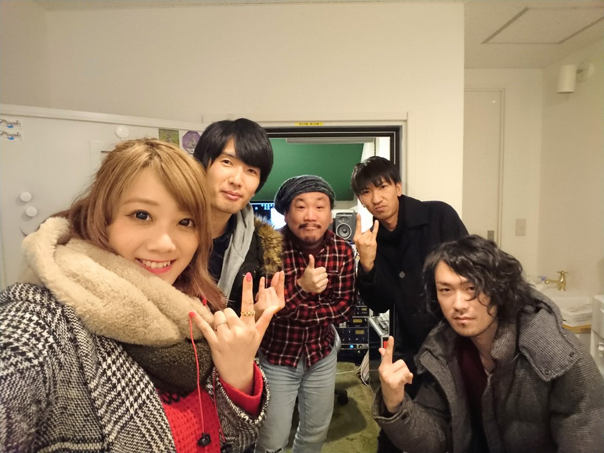 maya_band_tk's tweet photo. 全パートレコーディング終わりました！
石野さん、大変お世話になりました...お手数...お掛けしまくりました😇
ありがどうございます！！
crunch studio最の高でしたねまたお願いします 🙆🙆🙆 https://t.co/ryDHw0qf7R