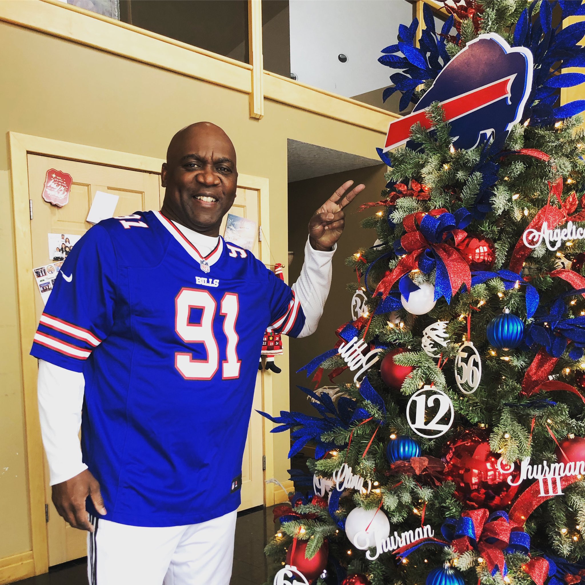 Thurman Thomas on X: 'Let's Go Buffalo! Went with @Edoliver_11 for