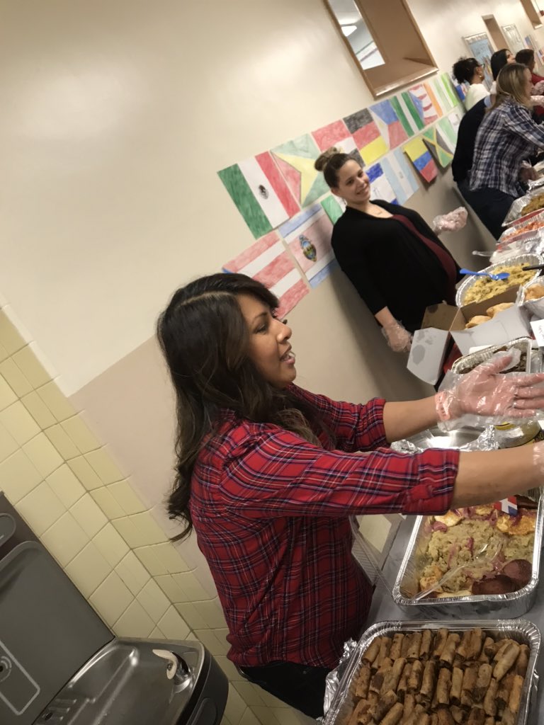 SusanLeggett11's tweet image. Thank you to The families of our fifth grade students at William L Buck. This international feast highlighted the diversity in our school community and added a bonus to student research! #LookForTheAwesome @ValleyStreamWLB @VS24District