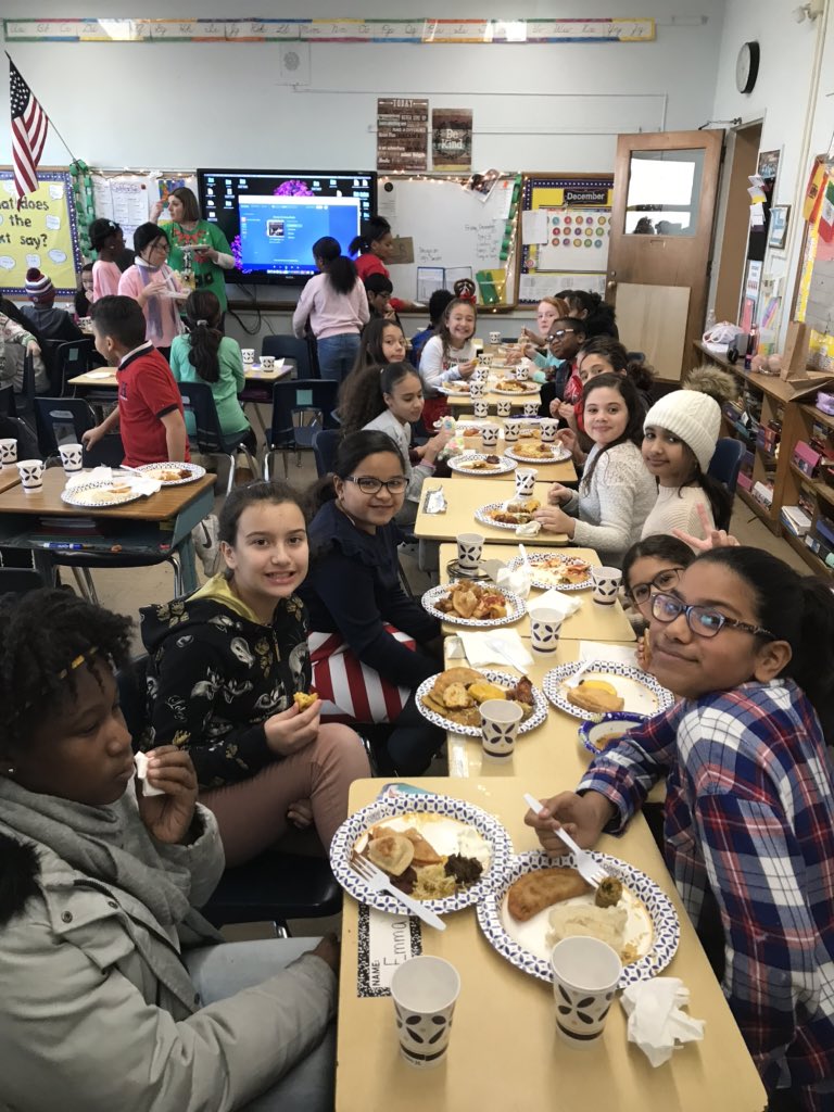 SusanLeggett11's tweet image. Thank you to The families of our fifth grade students at William L Buck. This international feast highlighted the diversity in our school community and added a bonus to student research! #LookForTheAwesome @ValleyStreamWLB @VS24District
