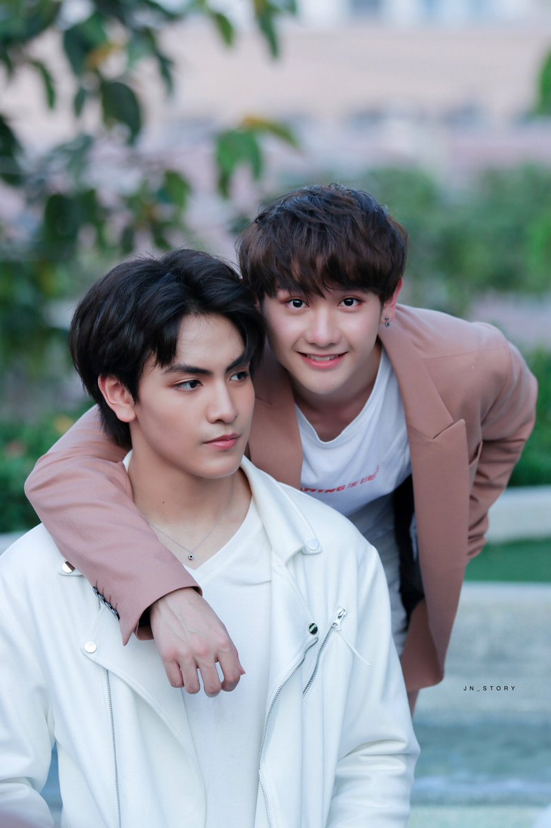 StoryJN's tweet photo. เหมือนเดิมก็พอ...

#J9 #นายท่านกรชิต #ดราก้อนจุง
#URAIxTheSixMoonsxBEAUTRIUM https://t.co/FbFdmcaiPT