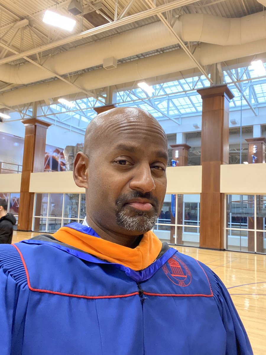 weluv2learn's tweet photo. We are so proud of our graduate!! #SMUgrad https://t.co/Xn2RwaaX3i