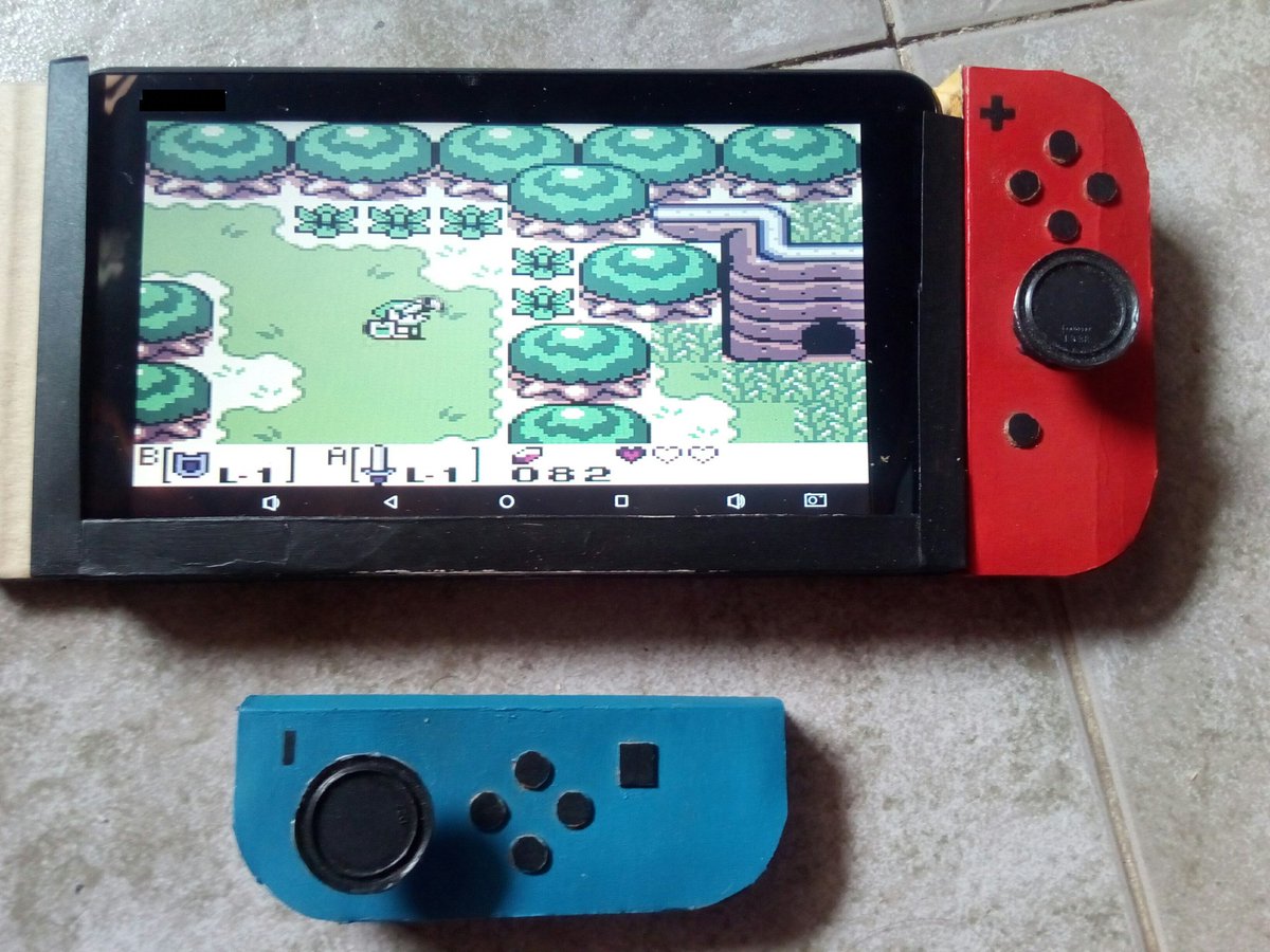 mrquirfi's tweet photo. Aqui estoy disfrutando de mi #NintendoSwitch con su versión del reciente The legend of #zelda link's awakening, mientras sigo ahorrando, peso a peso, por una original #NintendoSwitchLite . https://t.co/DwYFZnzGiQ