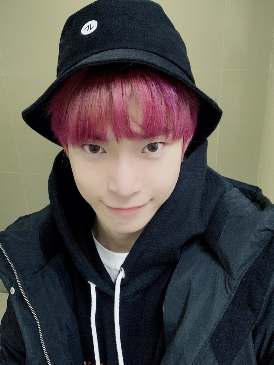 NCT 127 tweet media