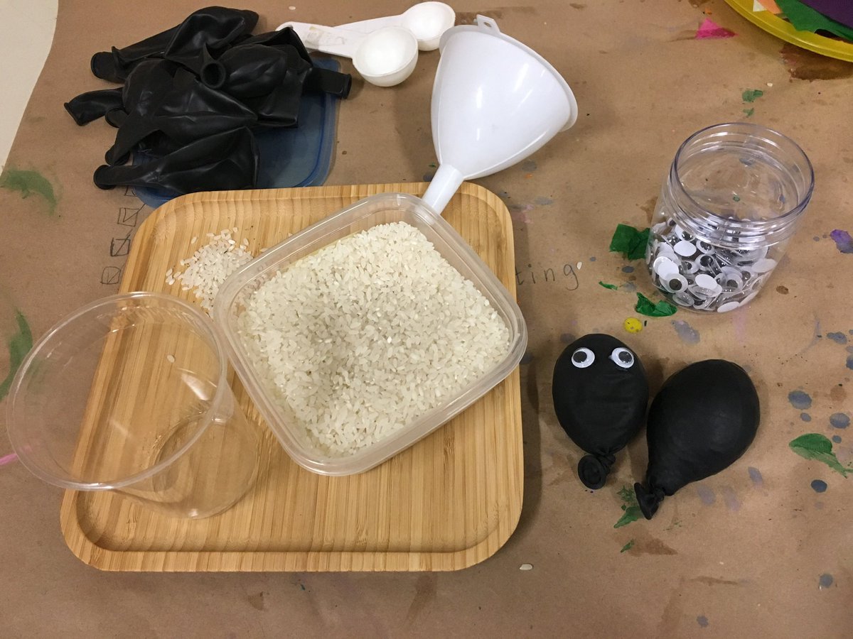 MsGinaYu's tweet photo. One thing I tried earlier this year is to introduce and make #fidgetingtools with my class. The Gr. 2s &amp; 3s enjoyed making and using these squishy friends! #inretrospect https://t.co/oNSEuEono6