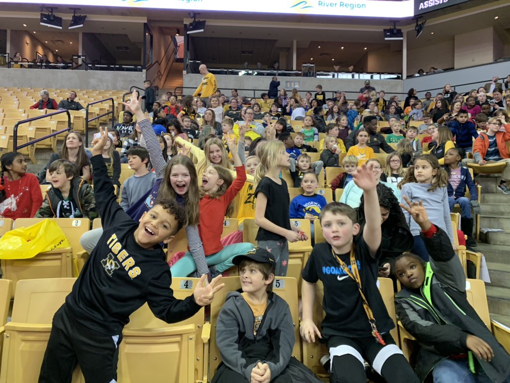 TabiTheTeacher's tweet photo. On Friday we attended the Women’s Mizzou basketball game! Units B and C were in attendance. We had lots of fun. #MIZ #winterparty #RWE #cpsbest #ZOU https://t.co/eo9SZreaJf