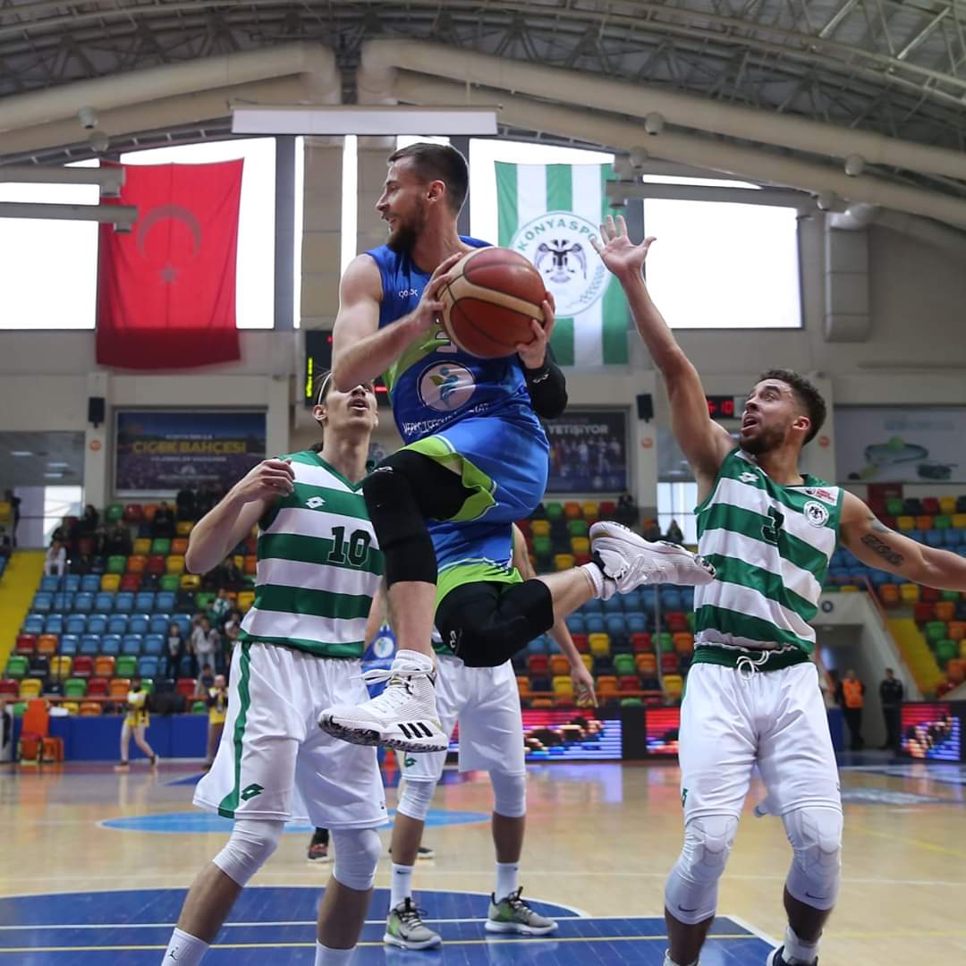 SenizDogan20's tweet photo. KONYASPOR: 79 - MERKEZEFENDİ BELEDİYESİ DENİZLİ BASKET: 80
Konyaspor deplasmanında sahadan galibiyetle ayrılarak yenilmezlik serisini dört maça çıkaran takımımızı tebrik ediyor, başarımızın artarak sürmesini diliyorum.
#durmadestekol #şimdiyanımdaol #senisteyeter https://t.co/sKR5QlFaVl