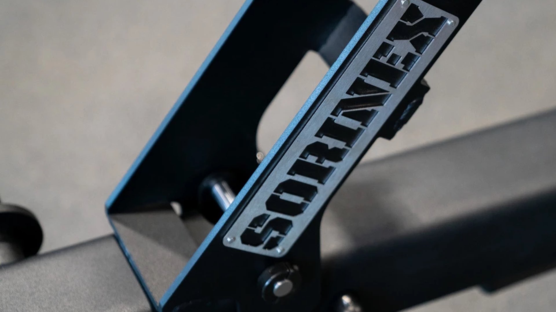 Sorinex on X Freestanding JxSquat After strenuous field research we are proud to release our most versatile free standing belt squat. Train multiple athletes at once with no platform. As always