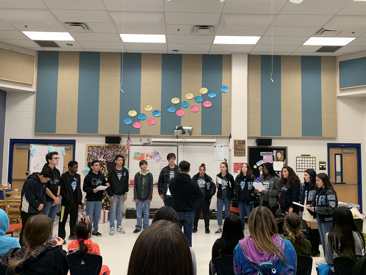 JodonChoir's tweet photo. So grateful to have had the @HarlanHawkChoir out to sing for our kiddos! Love seeing former kids doing so well! https://t.co/XoaLtRgFz8