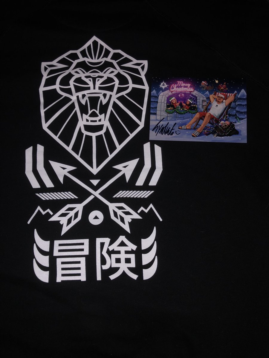 lyndifyde's tweet photo. Buzzing that I managed to get the venture hoodie and Christmas card before Christmas! Have a great Christmas! @ProSyndicate @SyndicateOG 🎅🏼⛄️🦁 #thesyndicateproject #December2019 #Christmas2019 https://t.co/TIxVzDIQs4