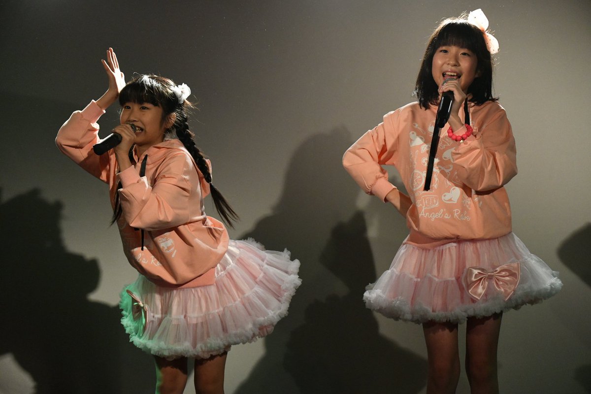 SD8U7w1v9x2rhh2's tweet photo. みぃちゃんとここちゃん
KID JAM、西川口GALAXY
2019 12 21。
みぃちゃんと共演するのがここちゃんとは予想してませんでした。とても楽しかったからまたの出演をお願いします。
#みぃちゃん #MISORA
#ここちゃん #二葉心音
#KIDJAM #西川口GALAXY https://t.co/P4LRDRS0RO