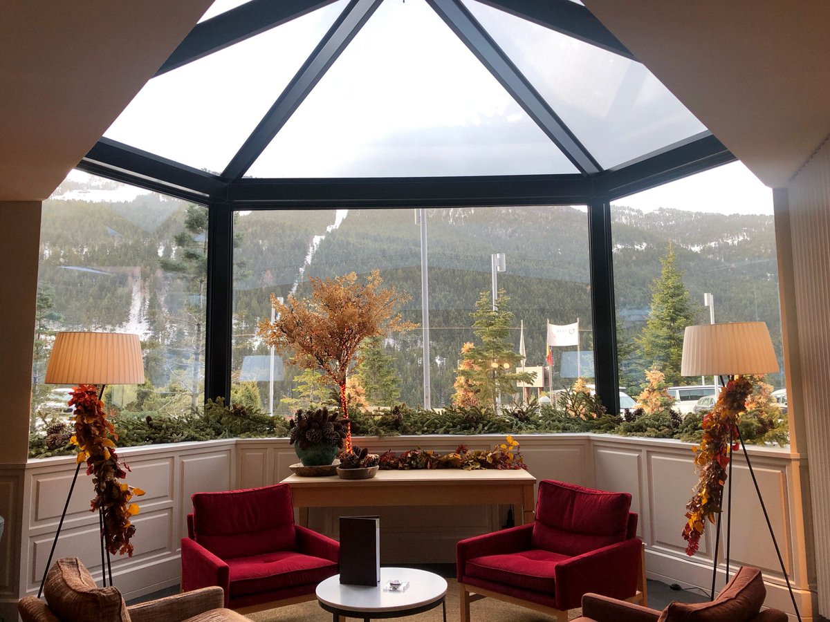 Graupix's tweet photo. Mi experiencia wellness en #ParkPiolets con @alqvimia: https://t.co/kad3yGpb9m #KaoSoldeu @idililizcano @araiaqui @grandvalira @esseskincare @andorraworld_ad @Tinkle_ES #GraupixAndorra https://t.co/UnlGdw60za