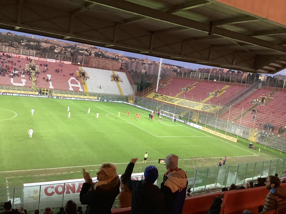mimar2000's tweet photo. In sordina per 90β #Iemmello fa 14 nel recupero @V_Entella punita perchΓ© si Γ¨ svegliata tardi #PerugiaEntella 2-0 una vittoria scaccia crisi tre punti che rilanciano classifica e ambiente @d_sborzacchi @Edorsi53 https://t.co/UszH5TBpgM