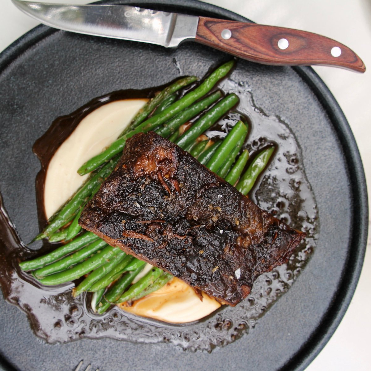 RosedaleKB's tweet photo. We're celebrating #WinterSolstice with the Braised Dean + Peeler Short Ribs served with Brown Butter, Celery Root &amp; Cauliflower Purée, and Haricots Verts. 😋⁠

#rosedalekb #craveablerkb #eateratx #opentable #comfortfood #eatingatx #keepaustineatin #atxfoodtime https://t.co/9KGzZIw3Mj