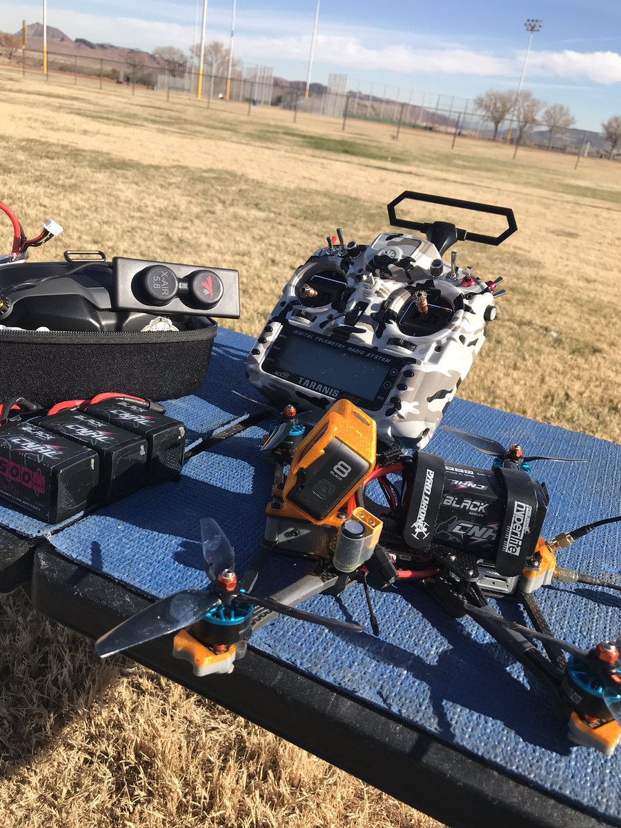 holeshot_fpv's tweet photo. FPV has never been better. #DJIHDlife, #FalcoX, #CHNL, and #GoPro8 https://t.co/8bqUvM2UqJ