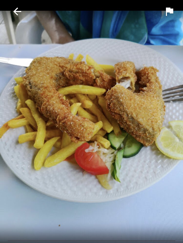 AssOfKat's tweet photo. Fish in the lake and on my plate!!!
#fishinarestaurant #catchyourdinner https://t.co/UysWkG2Mme
