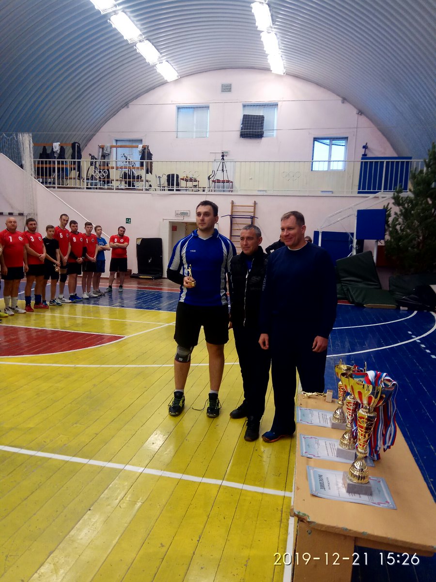 21 декабря 2019 года в с. Р.Борковка состоялся ФИНАЛ Спартакиады м.р. Ставропольский по ВОЛЕЙБОЛУ среди МУЖСКИХ команд. 
1 место – Александровка.
2 место – ЛУНАЧАРСКИЙ !!!
3 место – Васильевка. Поздравляем нашу команду с СЕРЕБРОМ !!!