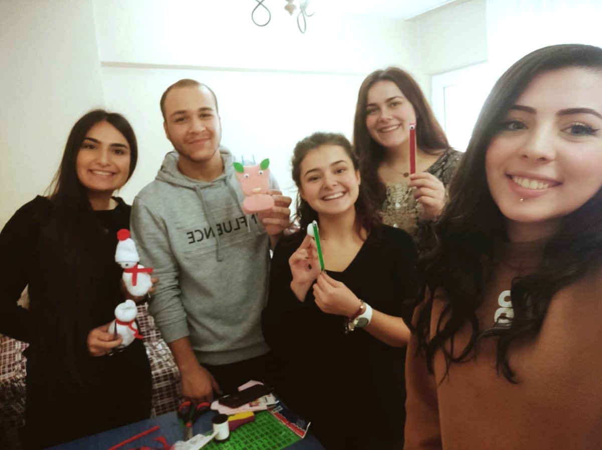 TogTrakya's tweet photo. Onkoloji Hastanesinde ki çocuklarla yılbaşı projesi için çalışmalarımız başlamıştır. ❤️ https://t.co/Cg8pNWag8h