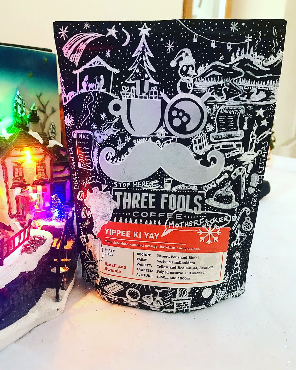 3FoolsCoffee's tweet photo. Sold out of our amazing Christmas Blend today! Thank you so much to everyone who bought it, especially this customer, Hannah, who doodled a masterpiece on her bag 😊 #threefoolscoffee #merrychristmas https://t.co/Rr1MFovnQK