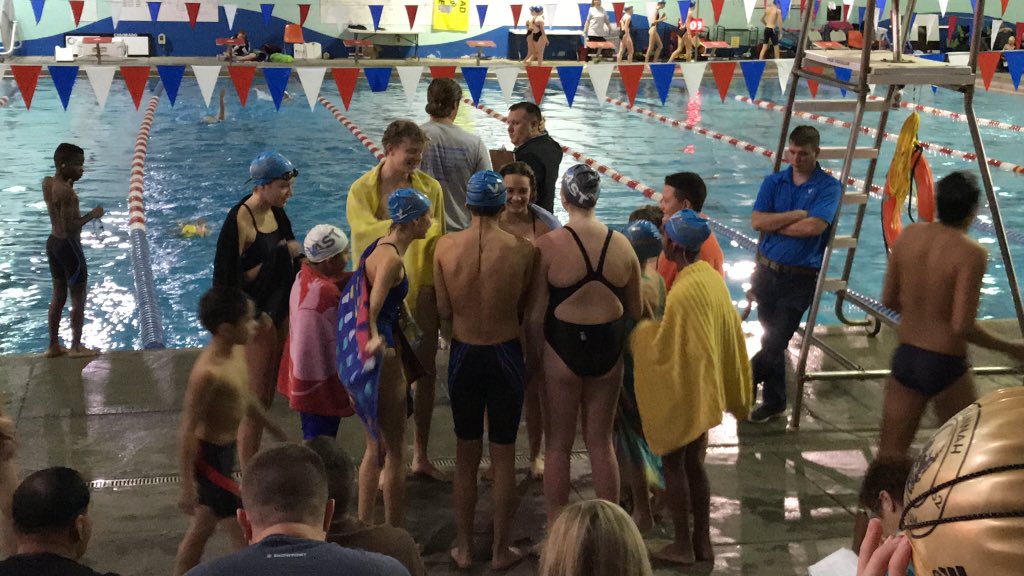 MelendezDominic's tweet photo. Winter Sprinter. Pumping up the team before competition. Go get it VAST! @ValdostaAquati1 #VASTFAST https://t.co/jZVvTG8c6W