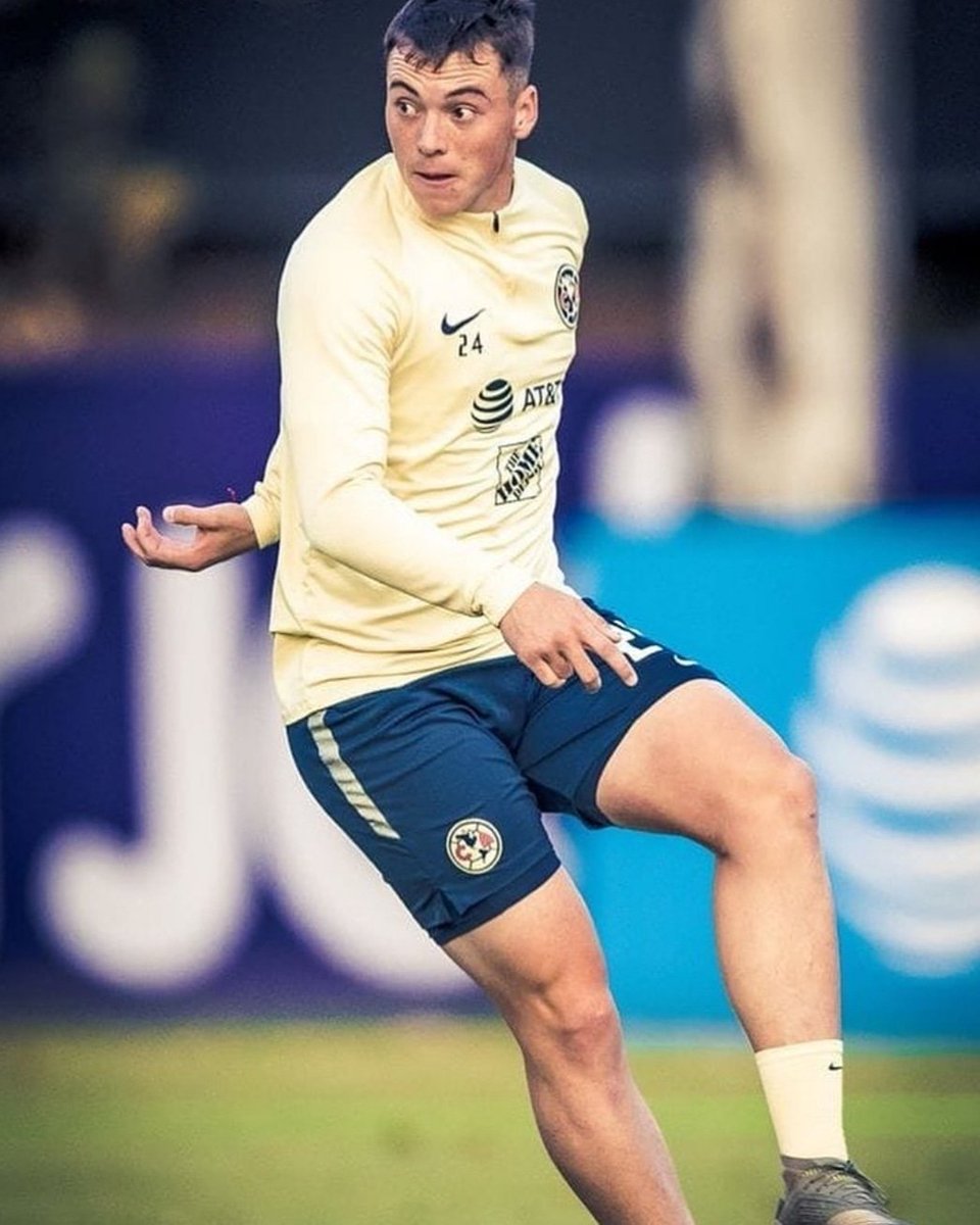 federicovinas98's tweet photo. Nunca pares, hasta que lo bueno sea lo mejor, y lo mejor lo excelente. Vamos por más @ClubAmerica https://t.co/mLatzRyQio