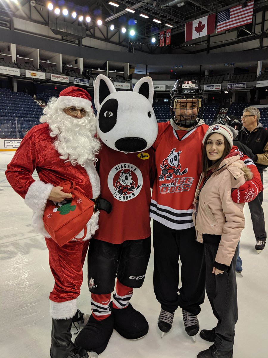 Bones_911's tweet photo. I had so much fun at the Niagara Jr. Icedogs Christmas Skate!  
~Bones https://t.co/yavhdfjXx8