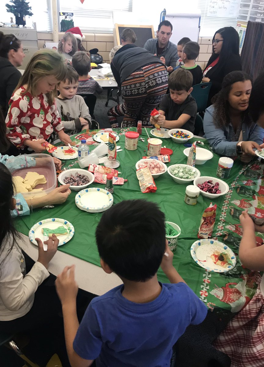 Holiday parties are the best! <a href="/WilmoreDavis/">WilmoreDavis</a> <a href="/becky_delong/">Becky DeLong</a> <a href="/JanaceFischer/">Janace Fischer</a>